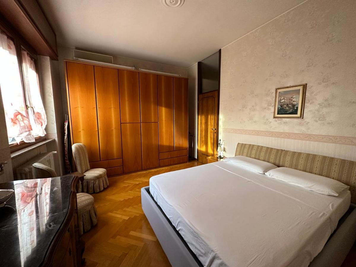 Dehomes - Two Bedrooms, Terrace, Wi-Fi, Tram To Centre & Rho Fiera Milano Eksteriør bilde