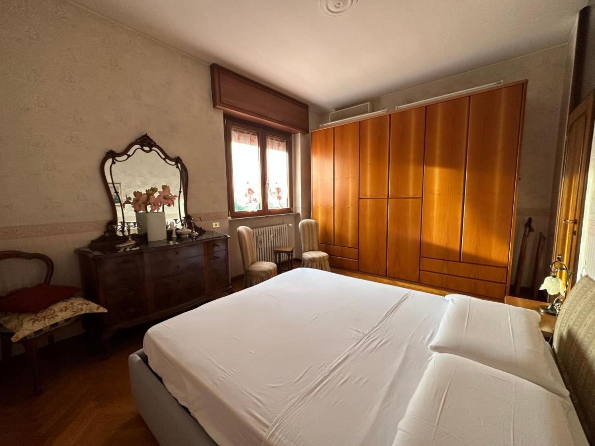 Dehomes - Two Bedrooms, Terrace, Wi-Fi, Tram To Centre & Rho Fiera Milano Eksteriør bilde